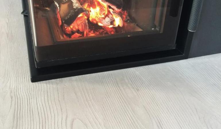 SVAROGUS fresco obklad na krb